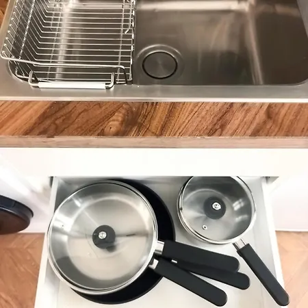 Eiffel Tower 6-min Walk Charming 3 Sleeper