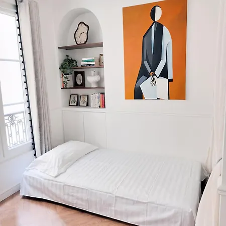 Eiffel Tower 6-min Walk Charming 3 Sleeper Apartamento París