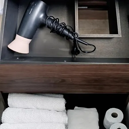 Eiffel Tower 6-min Walk Charming 3 Sleeper París