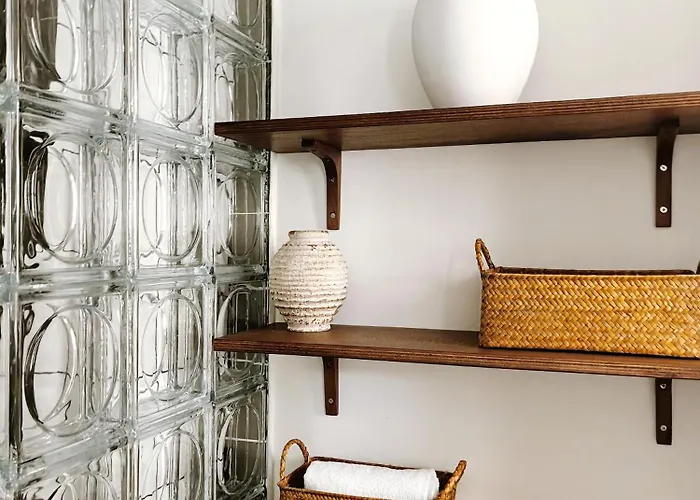Eiffel Tower 6-min Walk Charming 3 Sleeper Paris