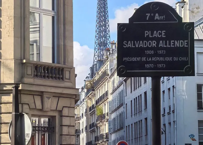 Διαμέρισμα Eiffel Tower 6-min Walk Charming 3 Sleeper *