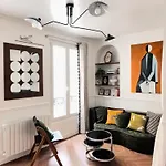 Eiffel Tower 6-min Walk Charming 3 Sleeper Lejlighed
