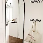 Lejlighed Eiffel Tower 6-min Walk Charming 3 Sleeper *